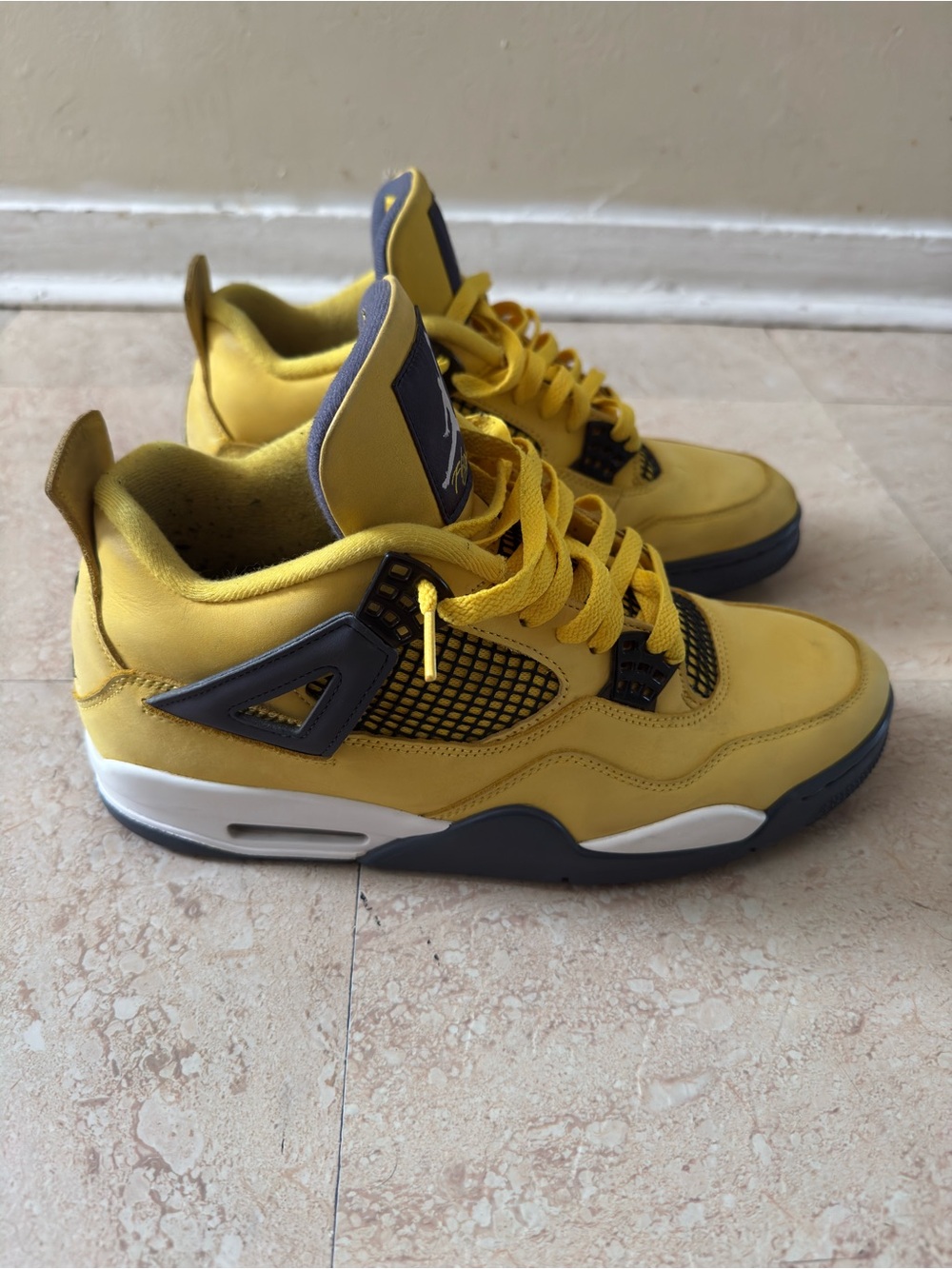 Nike Air Jordan 4 Lightning Size 11 Authentic